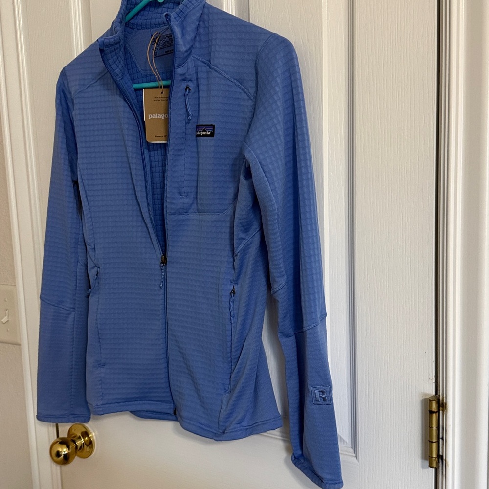 Patagonia Women's R1 Jacket 
Zip-Up Utility Jacket
Color: Abundant Blue - Picture 4 of 5